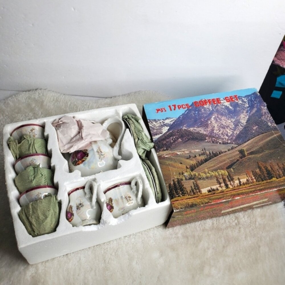 Rare Vintage 17pcs English Colonial Baroque Porcelain Fine China Tea Coffee Set